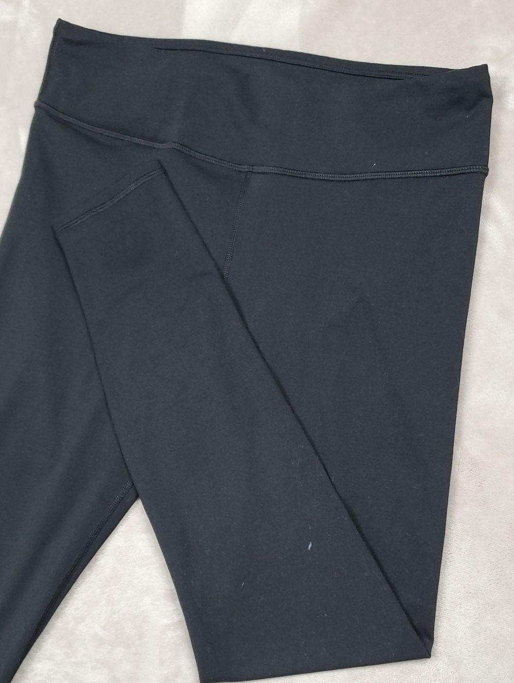 Fabletics | Medium Women's Black PowerHold High-Waisted Leggings
